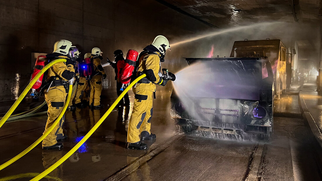 Structural cooling and extinguishing in the training tunnel