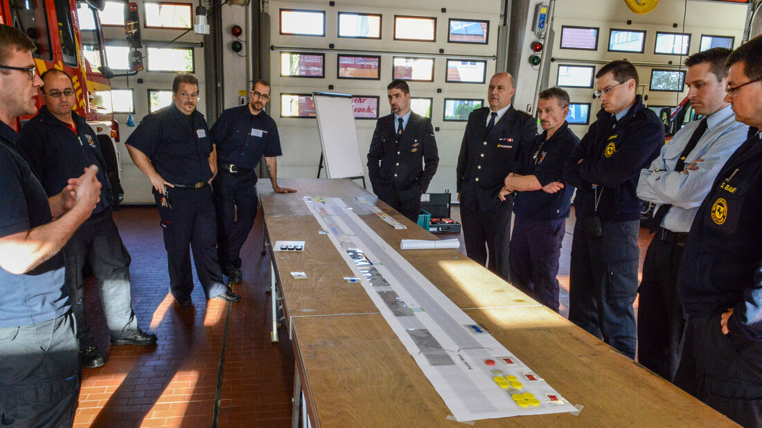 Command seminar on the subject of tunnel operations at the Baden-Württemberg State Fire Service School