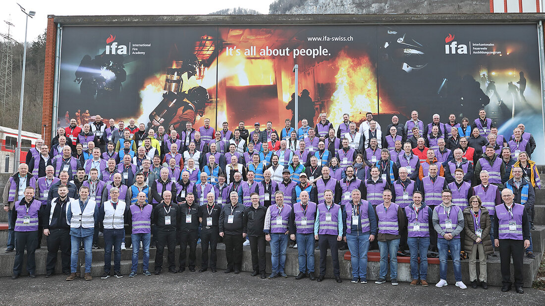 Gruppenfoto der Teilnehmer am 11. Kommandanten-Forum der International Fire Academy