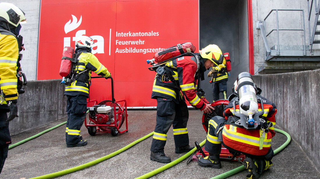 Exercice durant le cours intensif «Parkings souterrains»