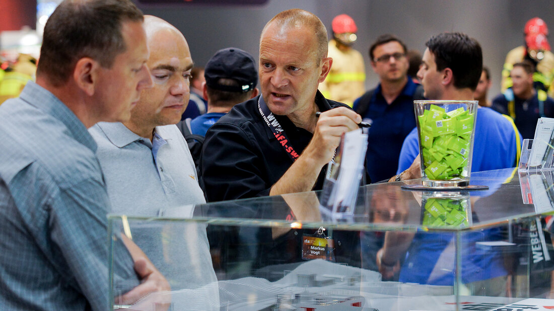 Des conseils sont dispensés sur le stand pendant l’édition 2015 d’Interschutz. Des conseils sont dispensés sur le stand pendant l’édition 2015 d’Interschutz.