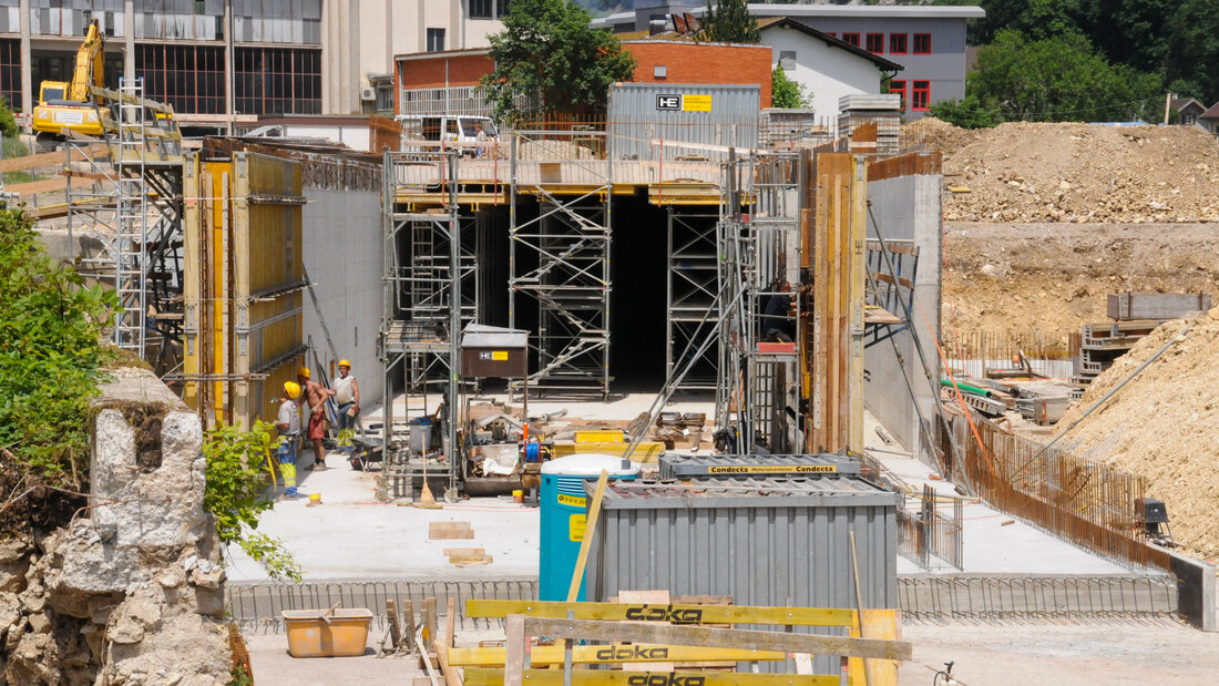 Blick auf die Baustelle für den Übungstunnel in Balsthal