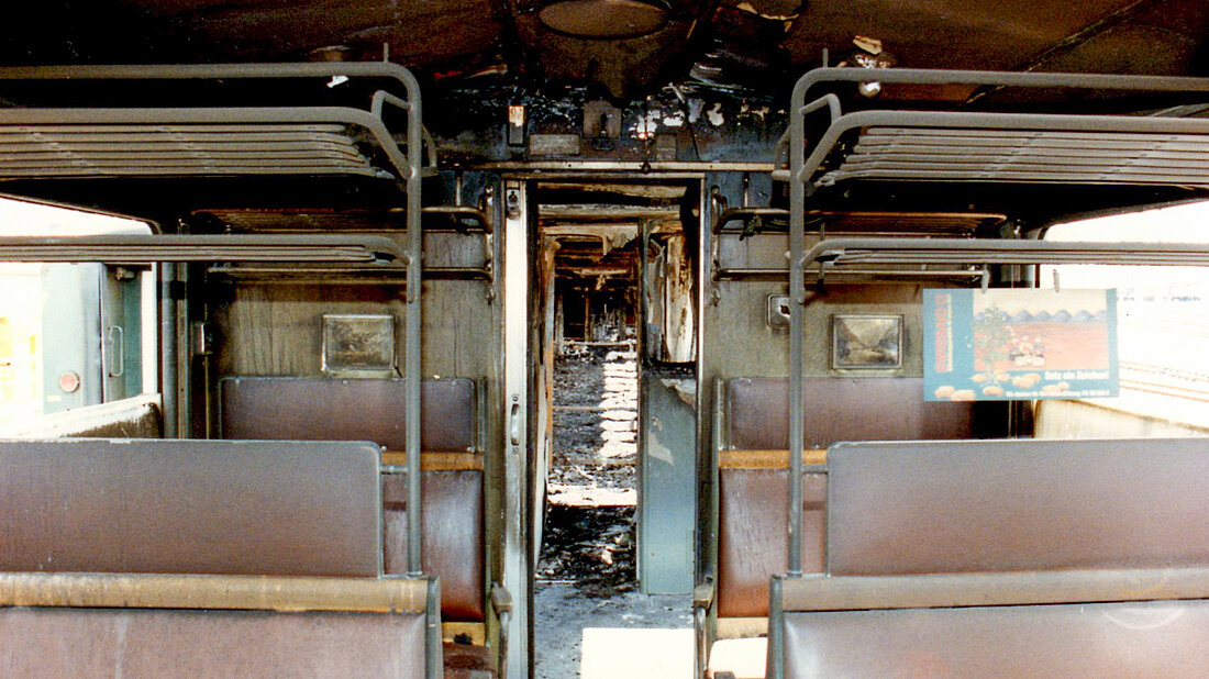 ifa_MAG_080_08_Sitze.jpg ifa_MAG_080_08_Sitze.jpg