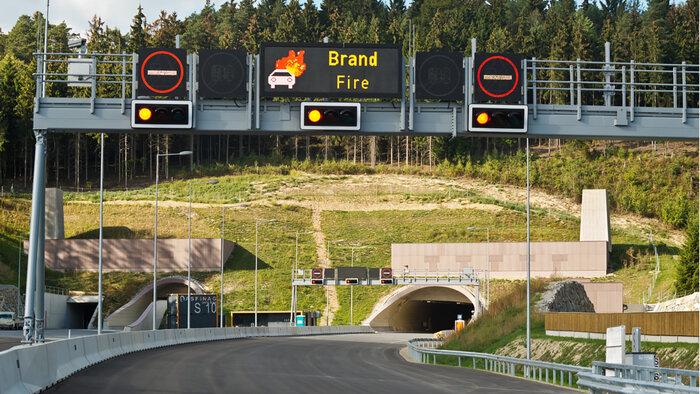 ifa_MAG_562_tunnel-goetschka.jpg