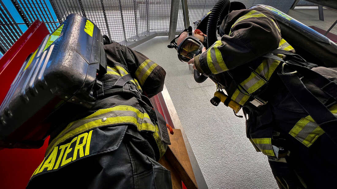 Seattle firefighters with rebreathers